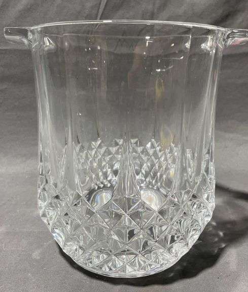 Clear Cut Glass Ice Bucket with Handles and Starburst Base, 6″