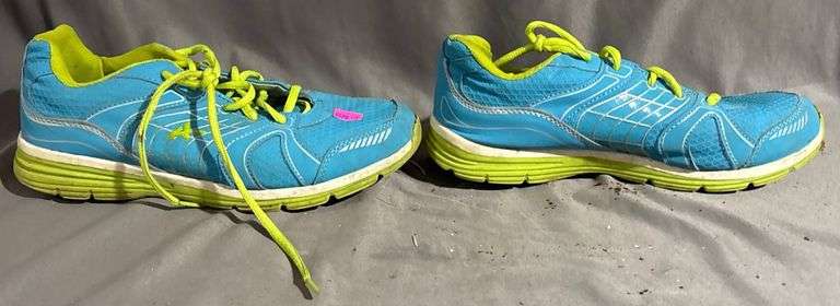 Blue and Green Athletic Shoes with Mesh Uppers  Marked US size 10 (12.5 EUR).