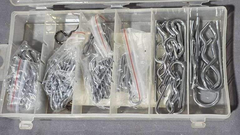 Hair Pins in Plastic Storage Case by Performance Tool