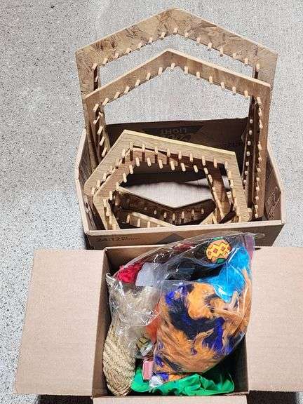 Hexagonal Looms and Craft Materials
