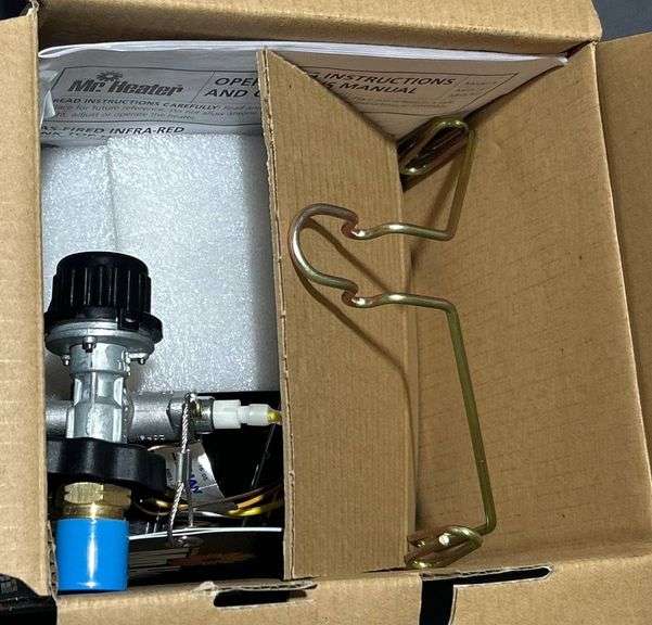Mr. Heater Sunrite Series Propane Heater, 10,000–15,000 BTU (New in box, unassembled)