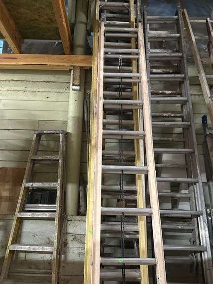 Extension Ladder with Fiberglass Rails, 24 ft - Metzger Property ...