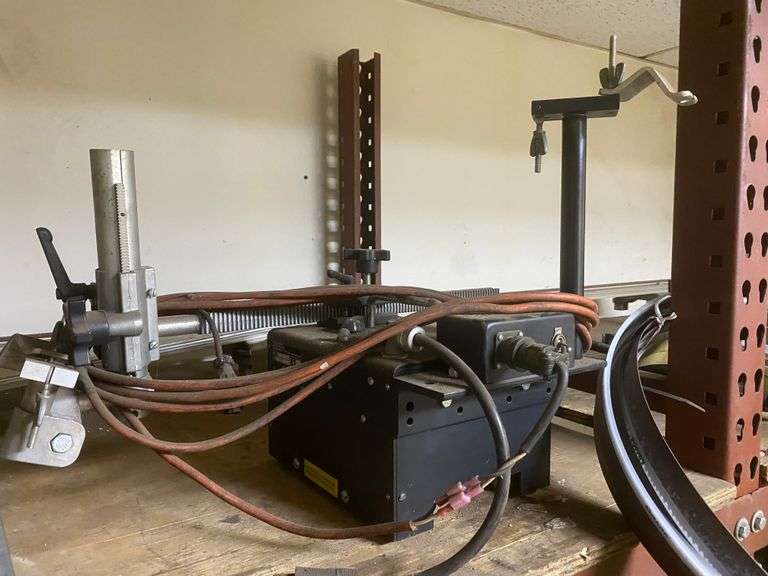 Bugo Automatic Mig Welding Machine, Tig Tracks System