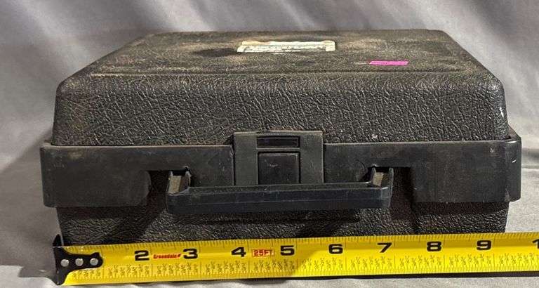 C.L. Vacuum Cup No. 4960 with Protective Hard Case