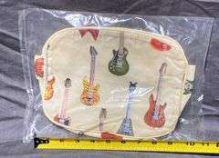 Handbag Form with Wood Handles & 4 Interchangeable Covers