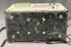 Traveller Heavy Duty Battery Charger (cord is damaged) 9”x5”x6”