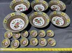 Asian Motif Porcelain Bowls With Polychrome Floral Motifs, 18 Pieces some chipps