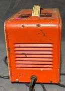 Traveller Heavy Duty Battery Charger (cord is damaged) 9”x5”x6”