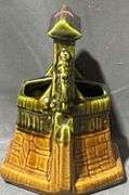 2 McCoy Pottery Wishing Well Planters, 6.5×4.5×6.5″