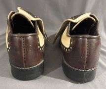 Two-Tone Leather Saddle Golf Shoes with Softspikes Soles