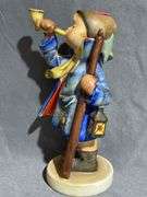 M. J. Hummel ‘Here Ye Here Ye’ Figurine Marked 15/0, 6″