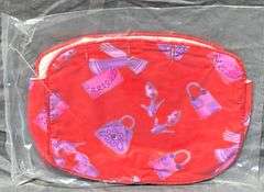 Handbag Form with Wood Handles & 4 Interchangeable Covers