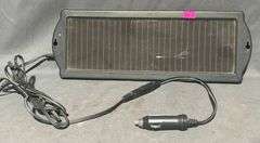 Thunderbolt Magnum Solar 1.5W Solar Battery Charger, 14”x5”
