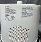 Sunbeam Model SWM6000 Humidifier with Clear Water Chamber