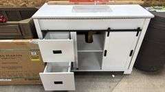 Glacier Bay
Brindley 48 in. Single Sink Freestanding White Bath Vanity with White Engineered Stone Top
