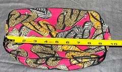 Handbag Form with Wood Handles & 4 Interchangeable Covers