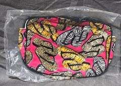 Handbag Form with Wood Handles & 3 Interchangeable Covers