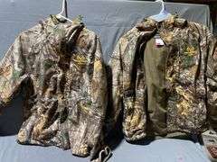 Realtree Xtra Camouflage Jackets with Hoods Size Small