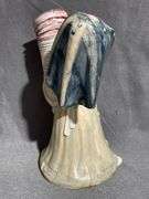 Simonettti Depose Nun Figurine, 4 Inches Tall