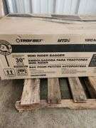 MTD Genuine Factory Parts
Original Equipment 30 in. Double Bagger for Cub Cadet, Troy-Bilt and Craftsman Rear Engine Lawn Mowers (2013 and After) bagger only