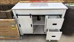 Glacier Bay
Brindley 48 in. Single Sink Freestanding White Bath Vanity with White Engineered Stone Top