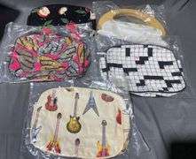Handbag Form with Wood Handle & Four Interchangeable Covers
