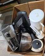 Hamilton Beach Mixer with Stainless Bowl and Metal Carafe