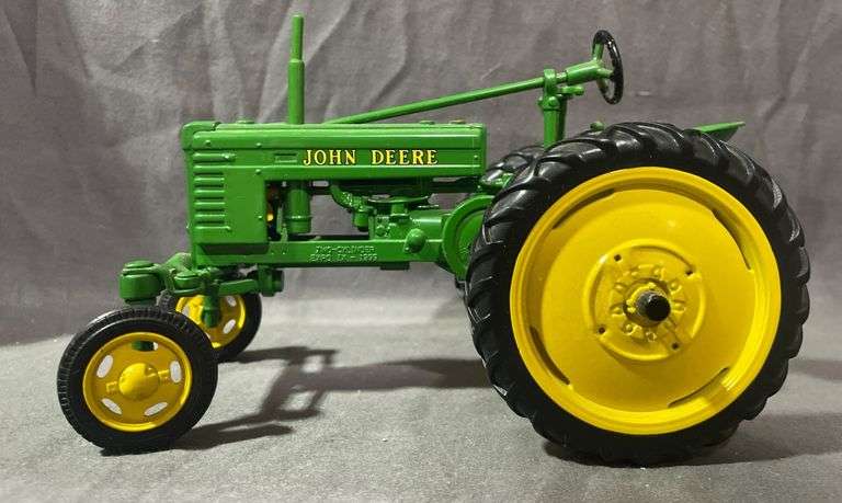 John Deere HWH Die Cast Tractor Two-Cylinder Expo IX by Ertl - 1/16 ...