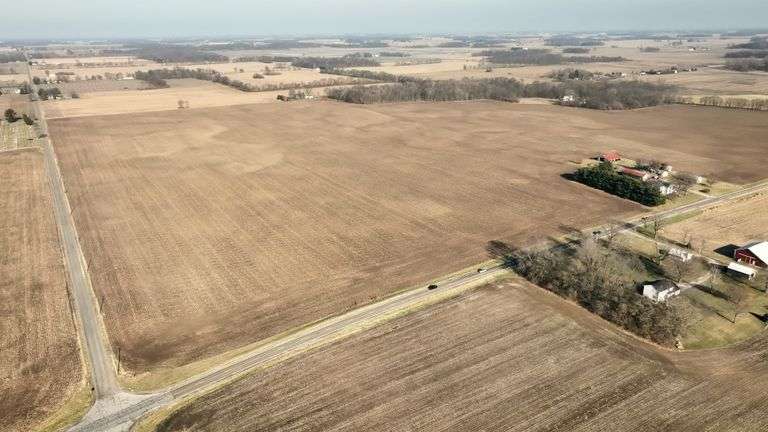 Tract 2 features 38.5+/- Acres of Quality Tillable Cropland with a soil index of 132.7