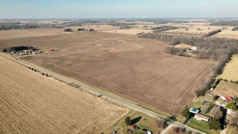 Tract 1 features 42.5+/- Acres of Quality Tillable Cropland with a soil index of 125.8