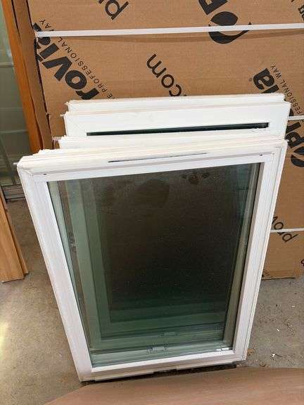 White Sash Windows with Finelight and Colonial Grille, 21x29 to 22x30 1 ...