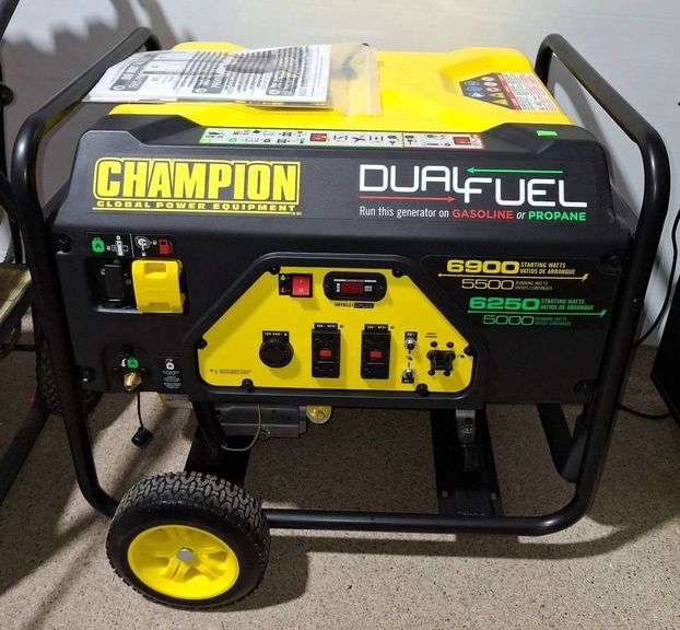 Champion Dual-Fuel Portable Generator, 6,900-Watt Starting, 5,500-Watt ...