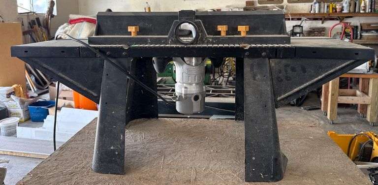 Craftsman Pro Router Table Craftsman Professional Fixed Router Table with Router, Model 320.17451 ...