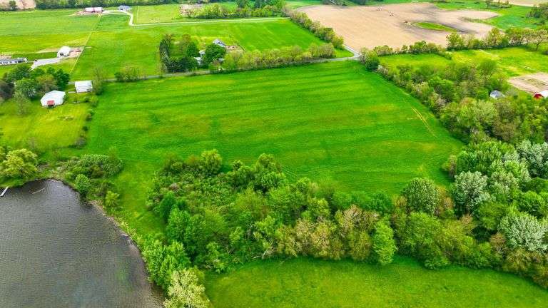 7+/- Acres of Lakefront Property & Woods - Great Potential Building Site!