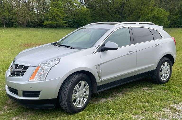 2012 Cadillac SRX Luxury Collection, 59,424 Miles, Runs and Drives, Has Title, VIN: 2GYFNAE30CS511400 - THE VEHICLE WILL HAVE A $25 TITLE FEE ADDED TO THE WINNING INVOICE