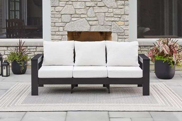 Better Homes & Gardens Patio Sofa, 81.75 x 31."