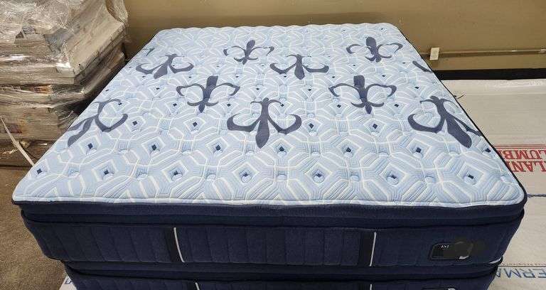 Name brand king size 14" pillow top firm mattress floor model display or warehouse scuffed