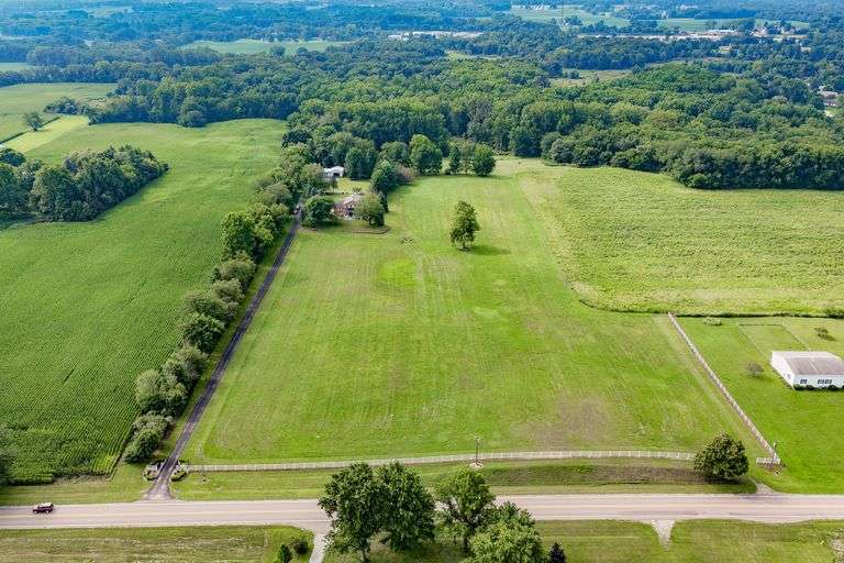 Tract 2 ~ 25± ACRES | PASTURE, WOODS, WALNUT GROVES & CREEK FRONTAGE