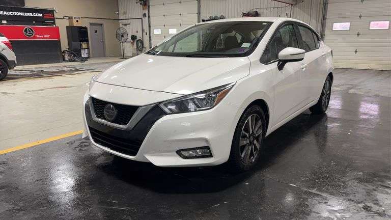2021 Nissan Versa SV