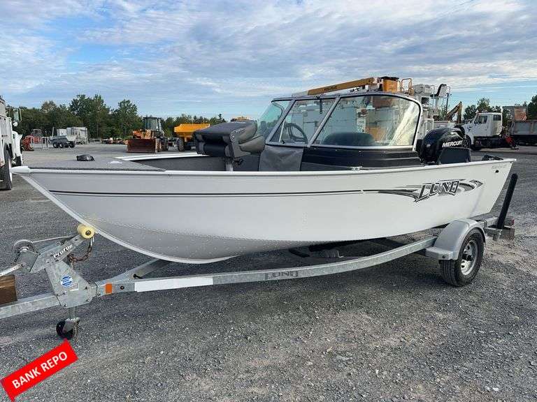 2017 Lund 1650 Rebel XS with 60HP Mercury 4 Stroke Outboard and2018 Shorelander Trailer