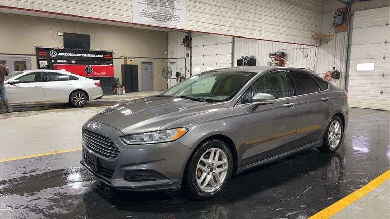 2014 Ford Fusion SE