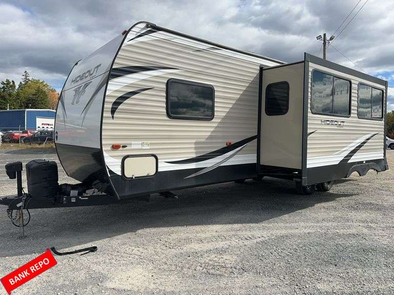 2019 Keystone Hideout 28BHS