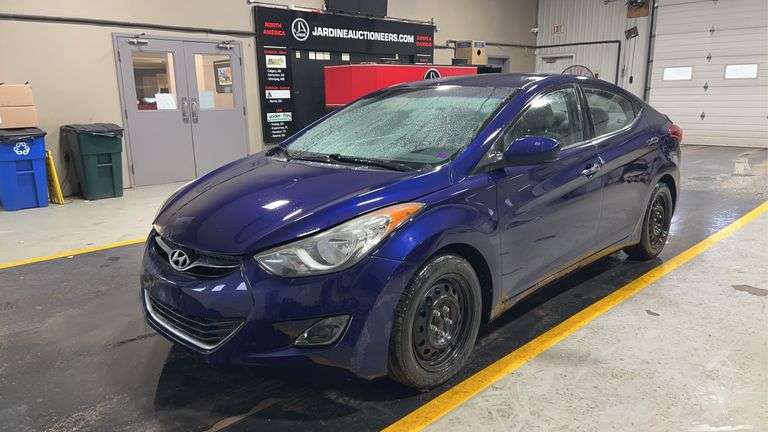 2013 Hyundai ELANTRA GLS 4dr Sedan 6A