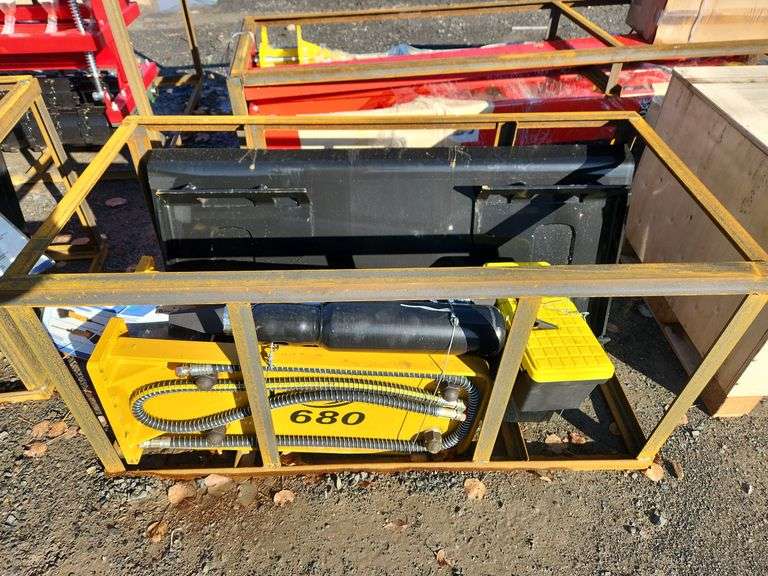 Skid Steer Hydraulic Breaker