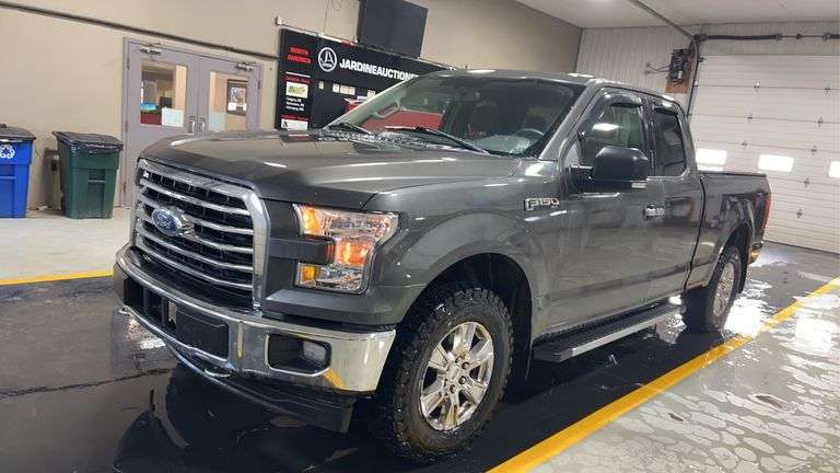 2017 Ford F-150 4x4 XLT 4dr SuperCab 6.5 ft. SB