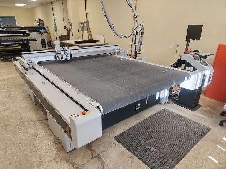 2013 Zünd G3 L-2500 Large Format Flatbed Digital Cutter - Jardine