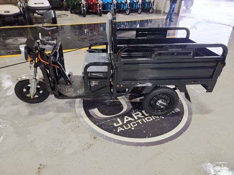 Electric Tricycle- Assembled for Display Purposes Only Iranch