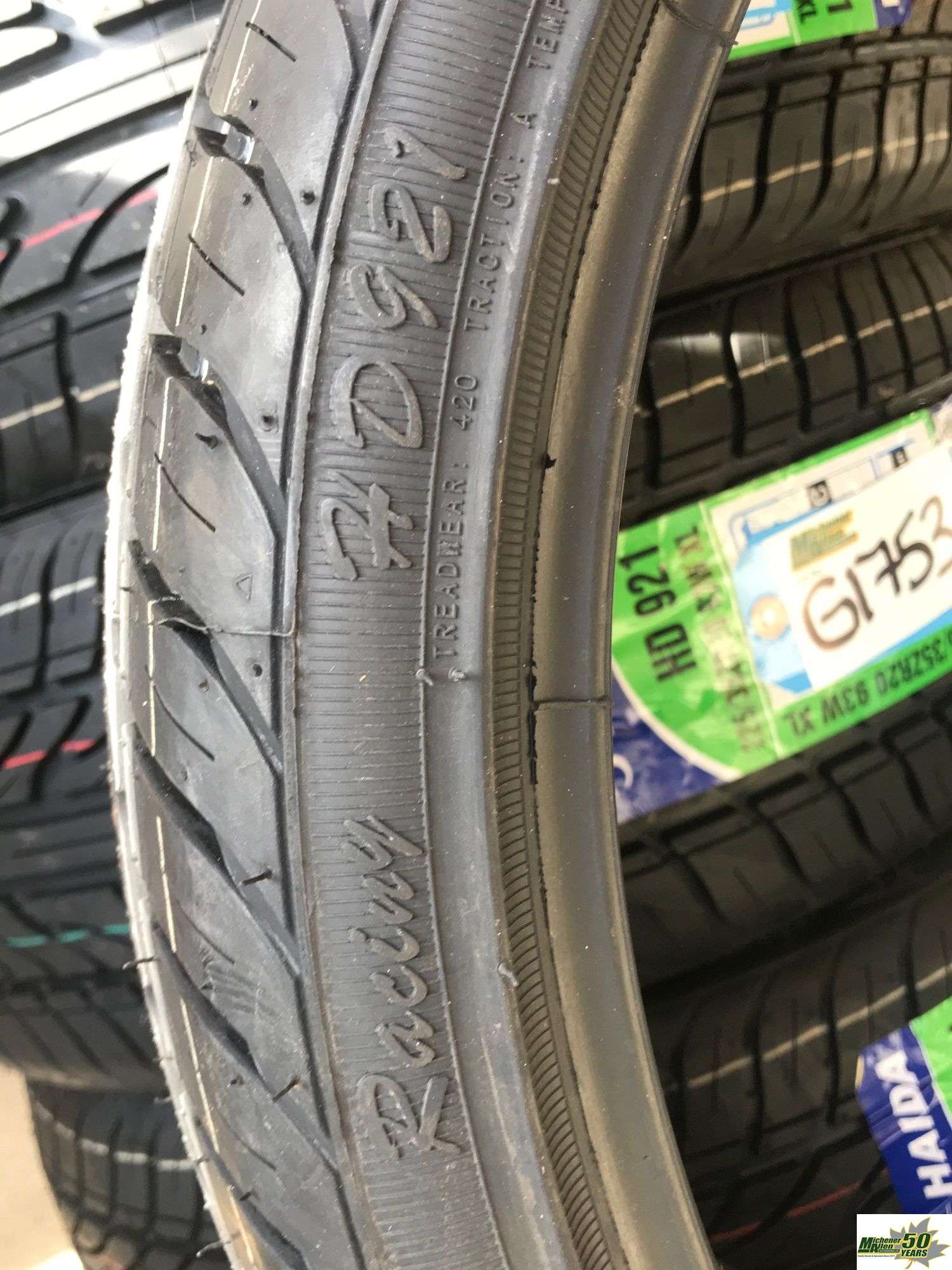 【未使用品 2本セット】 HAIDA HD921 20inch 225/35ZR20 93W 2本セット（car-tire-no19） 4 Tires Haida Racing HD921 225&frasl;35ZR20 225&frasl;35R20 93W XL High