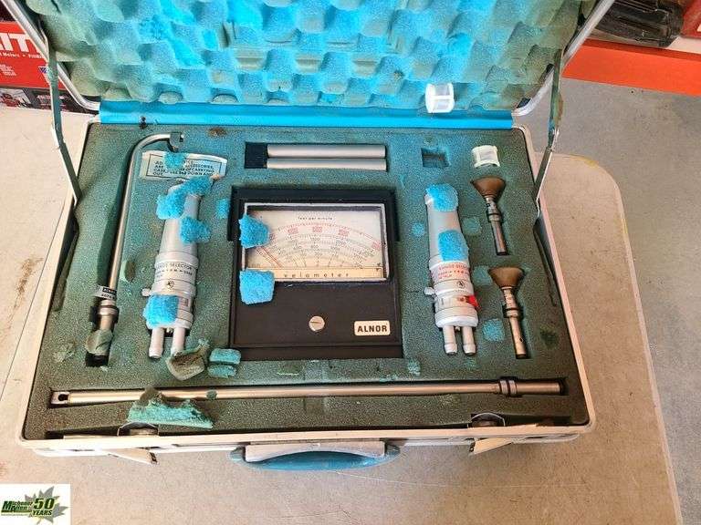 Velometer Case Alnor Velometer-Qty 1 - Michener Allen Auctioneering Ltd