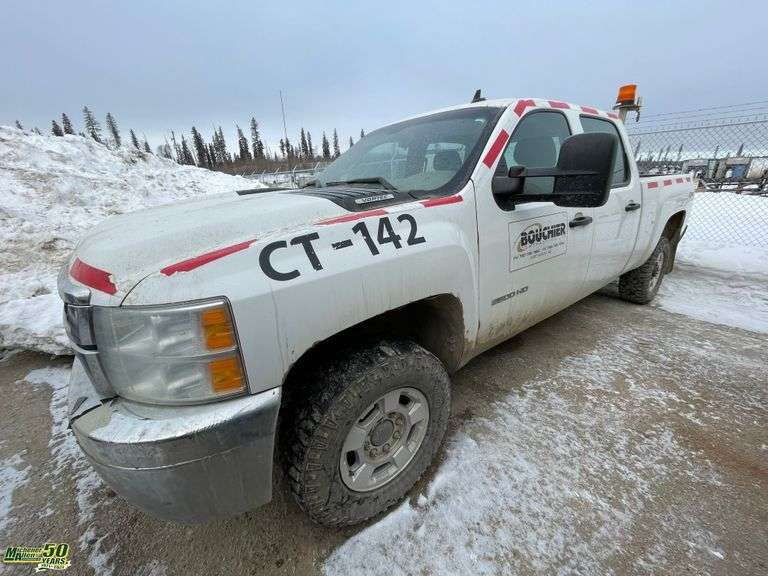 2014 Chevrolet Silverado 2500HD 4x4 Work Truck 4dr Crew Cab LB